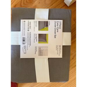 New! Room Essentials King 3-Piece Easy-Care Duvet Cover Set (Gray)